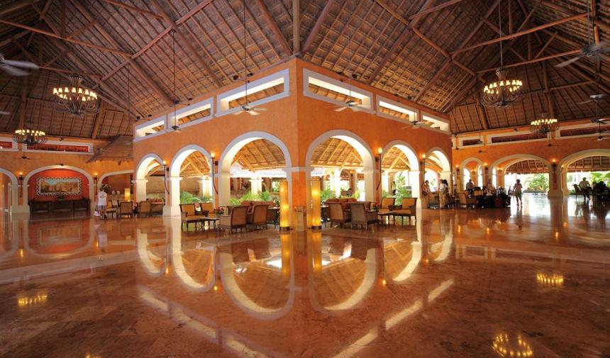 Barcelo Maya Tropical Resort Interior