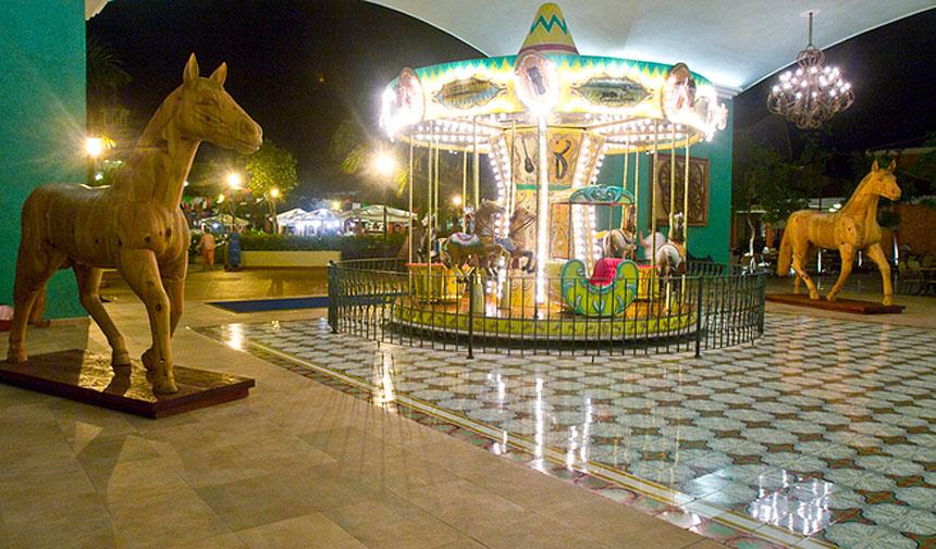Iberostar Paraiso Maya Carousel