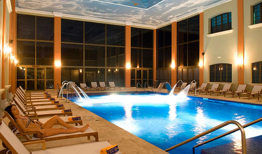 Iberostar Paraiso Maya indoor pool