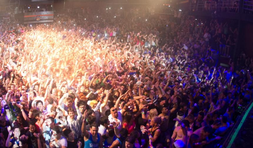 Large crowd of students partying in Cancun, Mexico