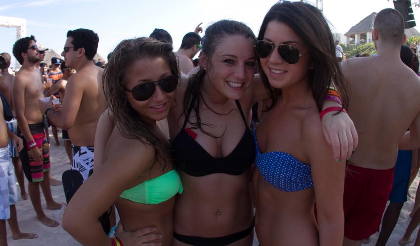 3 girls on the beach in Cancun, Mexico