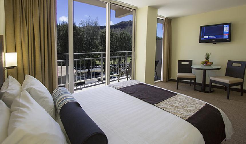 The New Otani Kaimana Beach Hotel Room