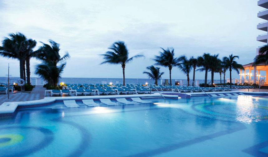 RIU Paradise Island Pool View