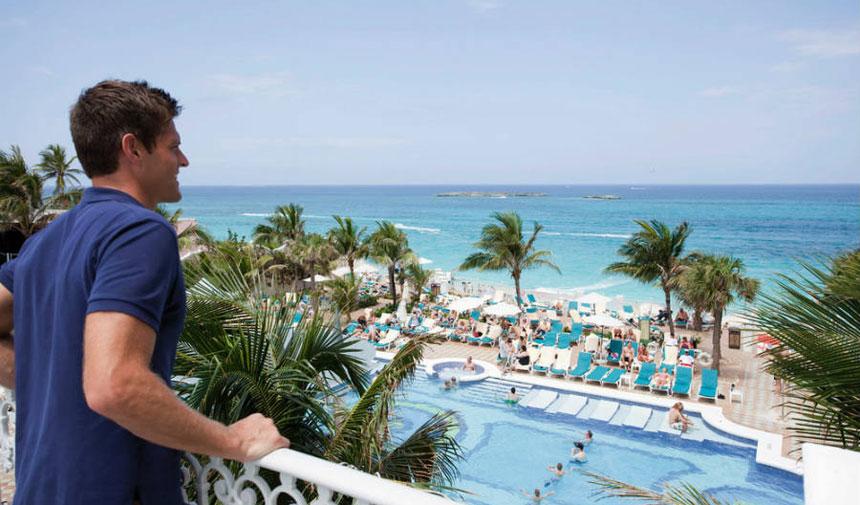 RIU Paradise Island Pool