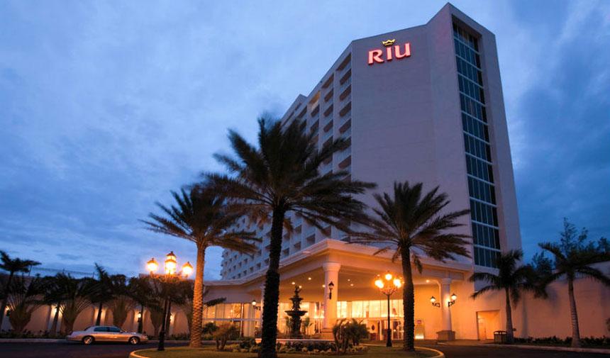RIU Paradise Island Exterior